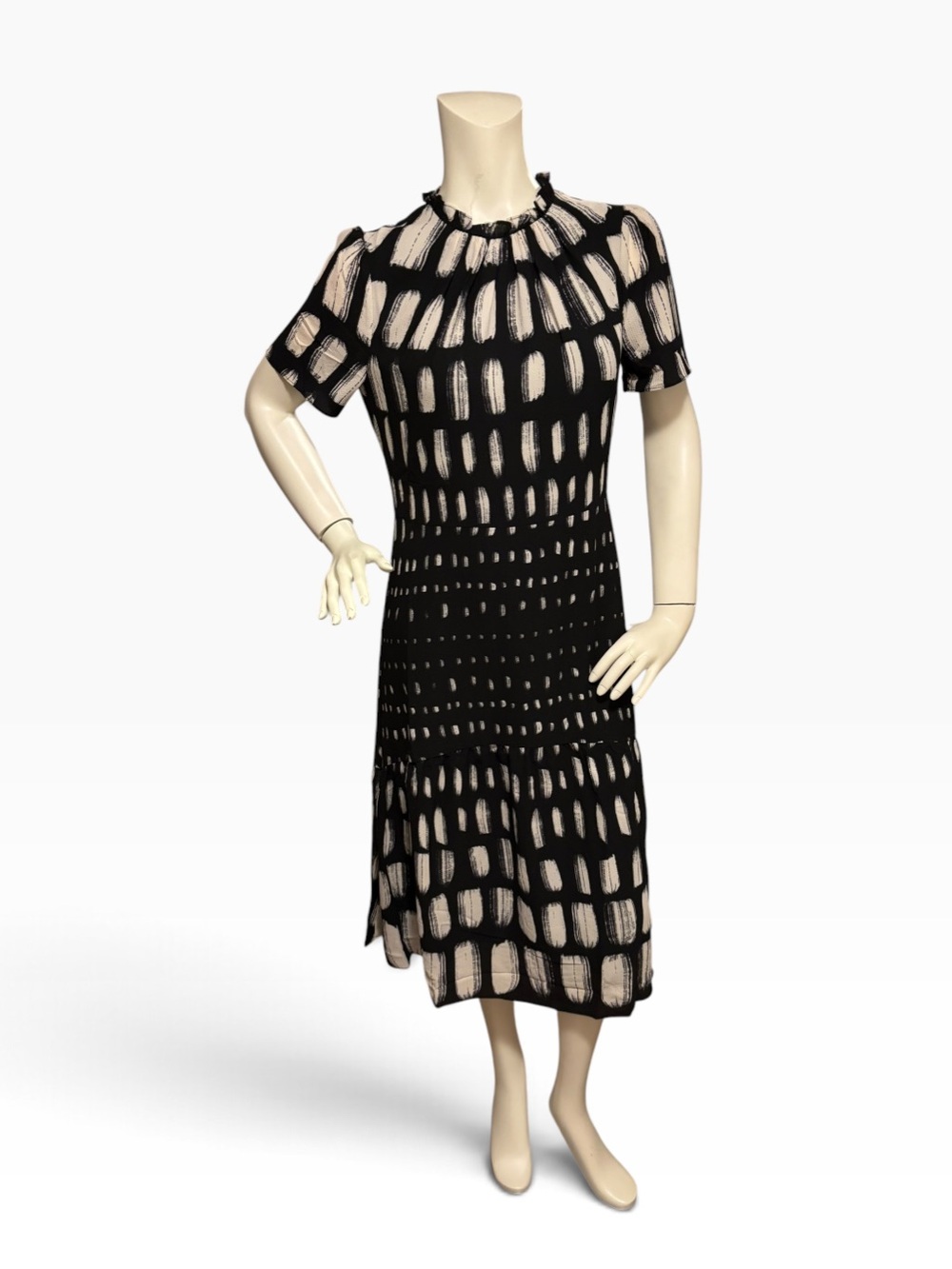 Maggy London Black and Cream Abstract Short-Sleeve Midi Dress, 8